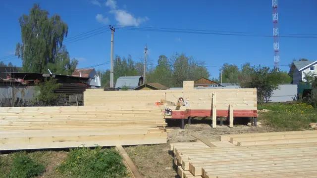 Строительство дома из бруса по проекту ДБ17 в Пушкинском районе п. Софрино — фото 1