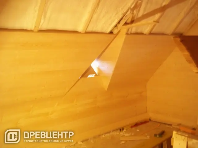 Фоторепортаж отделки мансардного этажа дома из бруса